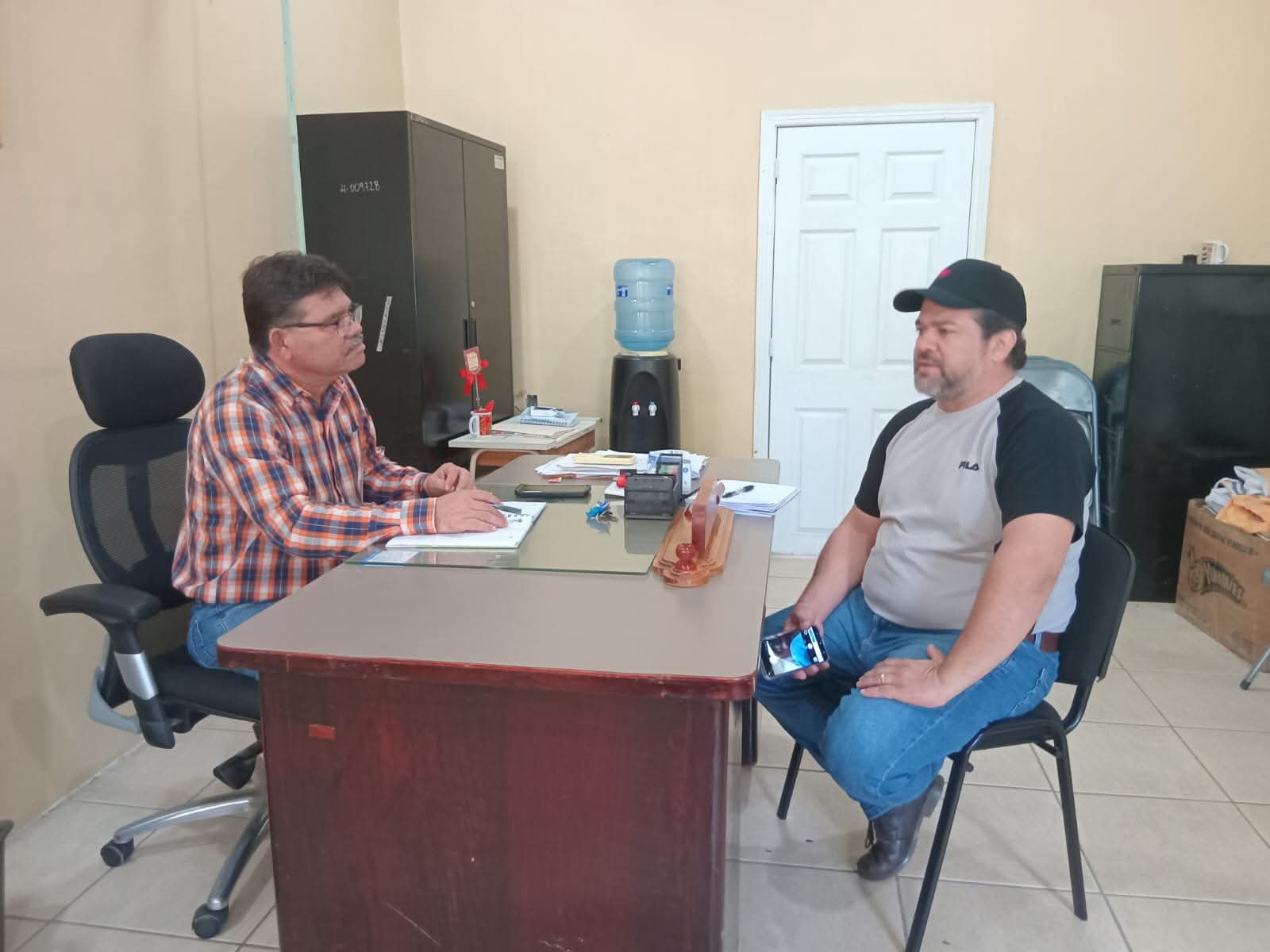 Reunión interinstitucional entre el INA-ICF para beneficiar a los productores hondureños